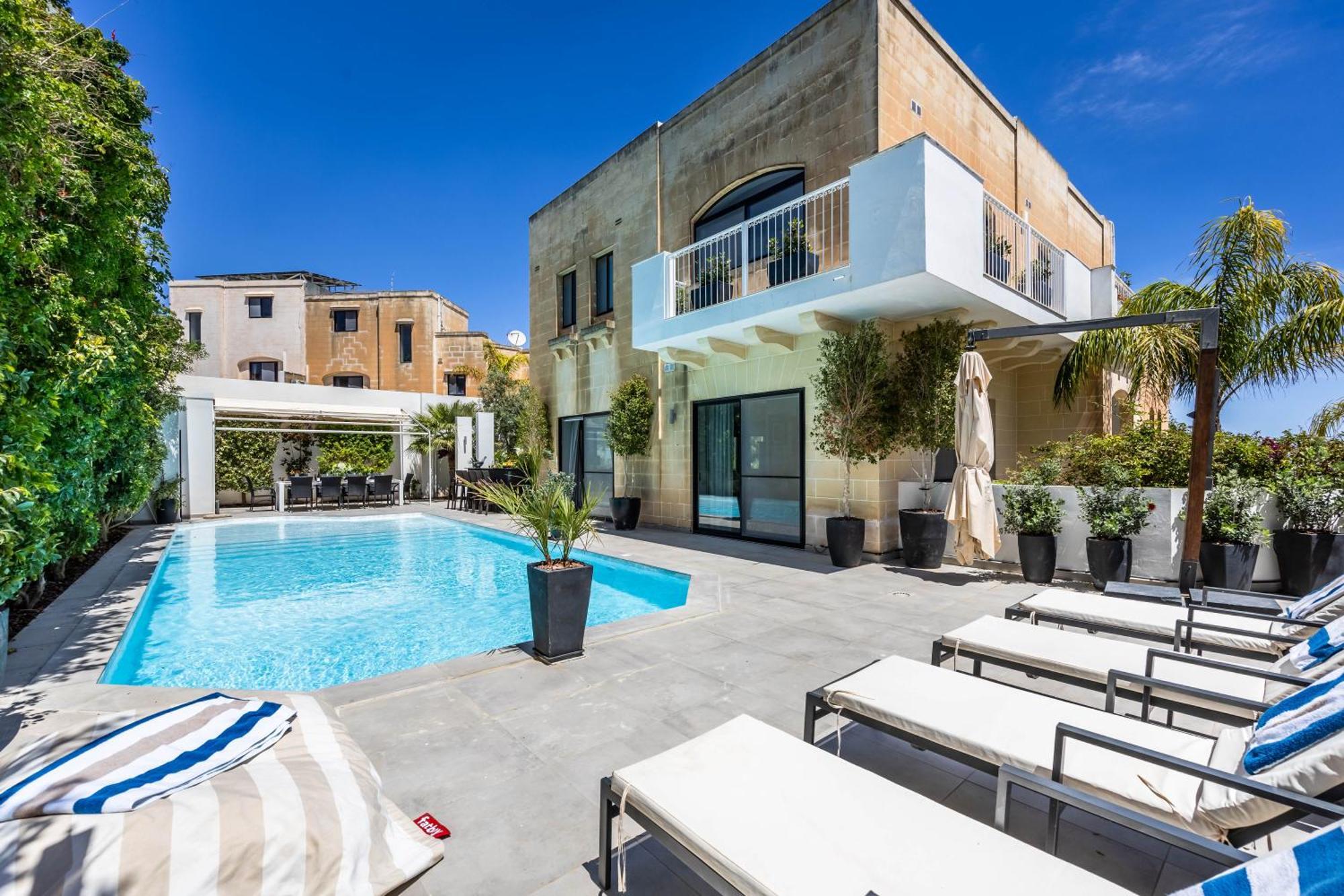 Luxurious Villa 5 Bedroom Pool, 3Min From St Julian'S Is-Swieqi Екстер'єр фото